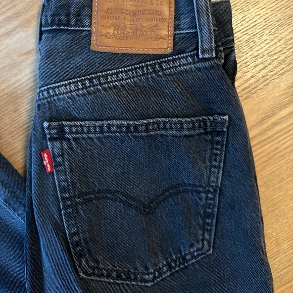 Levi’s High Waisted 70’s High Flare Size 25 Waist 32 Length - Picture 7 of 9